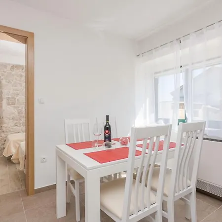 Apartment Mustaca Dvori Privlaka (Zadar)