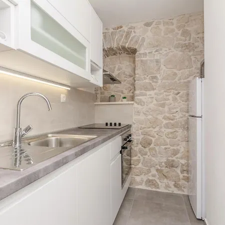 Mustaca Dvori Apartment Privlaka (Zadar)