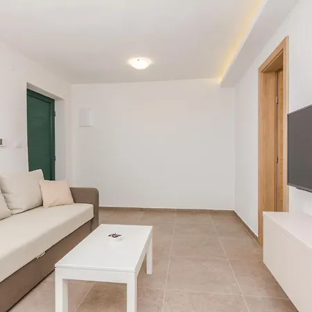 Apartment Mustaca Dvori