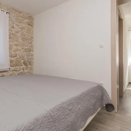 Apartman Mustaca Dvori