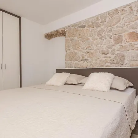 Apartman Mustaca Dvori